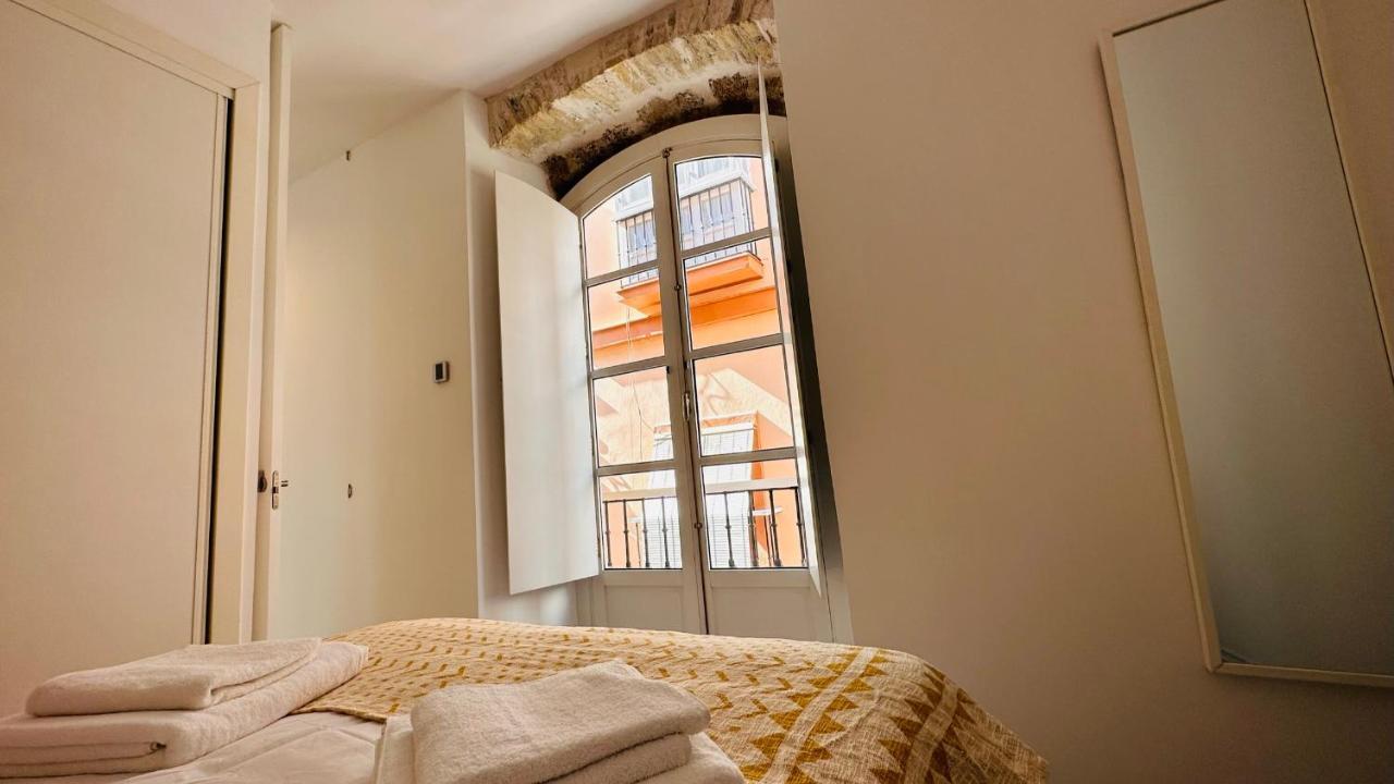 Apartamentos Gadir Centro Cadiz Bagian luar foto