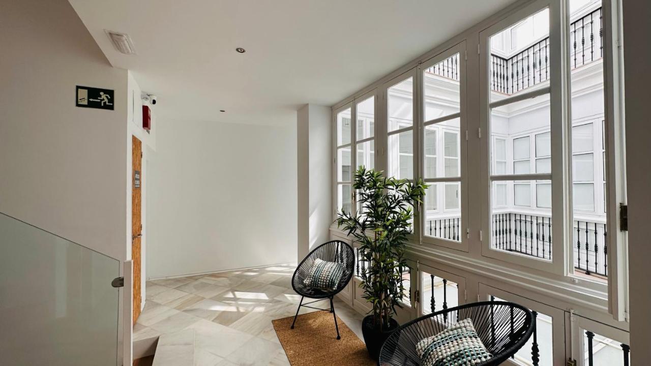 Apartamentos Gadir Centro Cadiz Bagian luar foto
